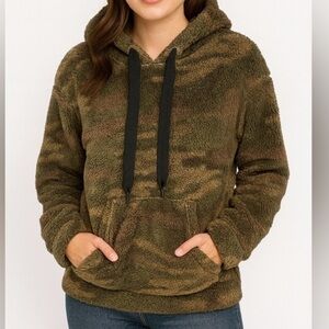 Rewash Sherpa Hoodie Camo Print Pullover Kangaroo Pocket Women’s Large‎